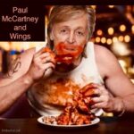 Paul McCartney and Wings. Genius! 😀